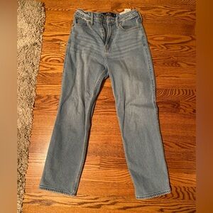 Hollister Ultra high rise vintage straight jeans